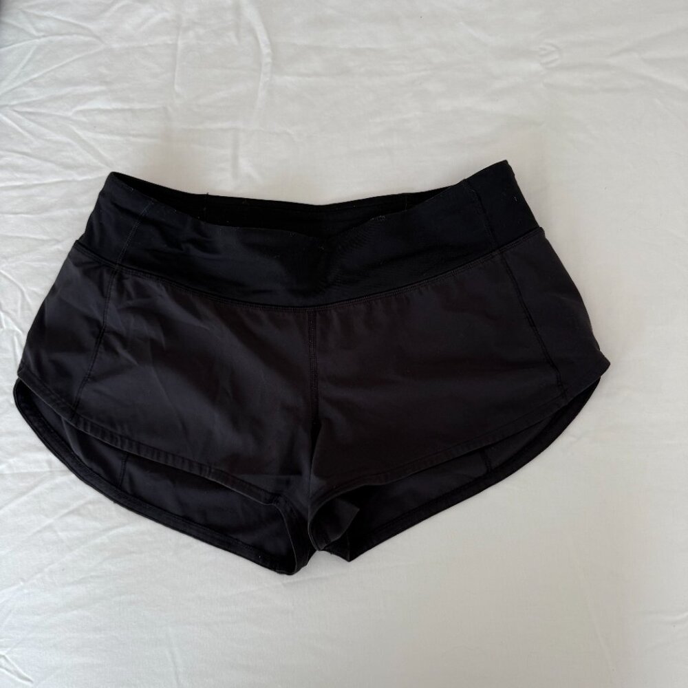 Lululemon Speed Up Shorts - 2.5" inseam, size 6